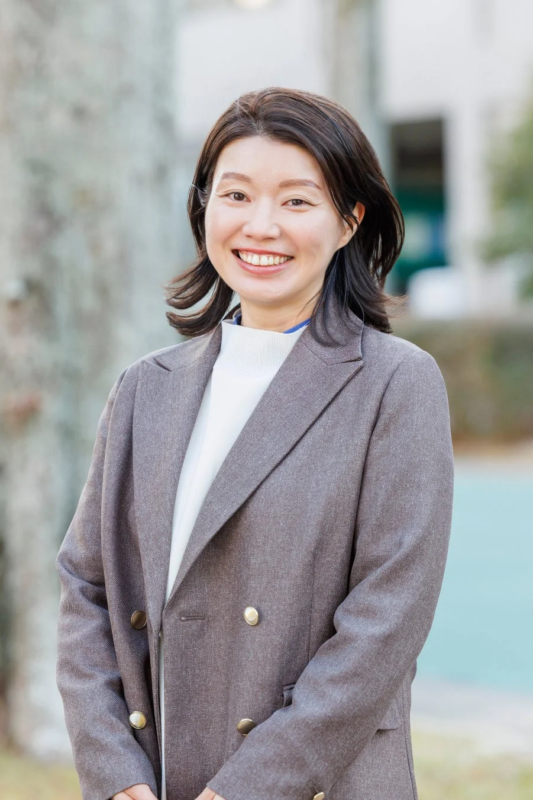 小林 百雲子氏